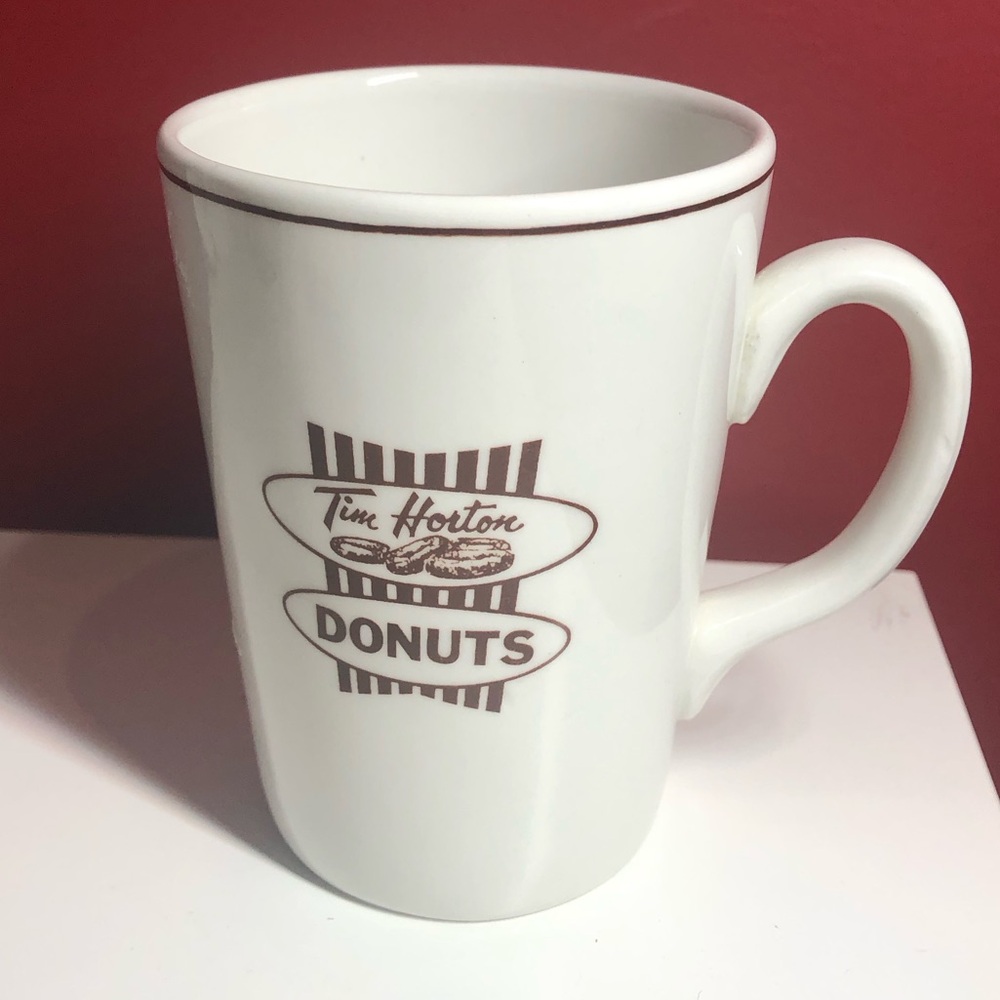 Tim Horton Dunn Bennett Royal Doulton Mug, 8 oz.